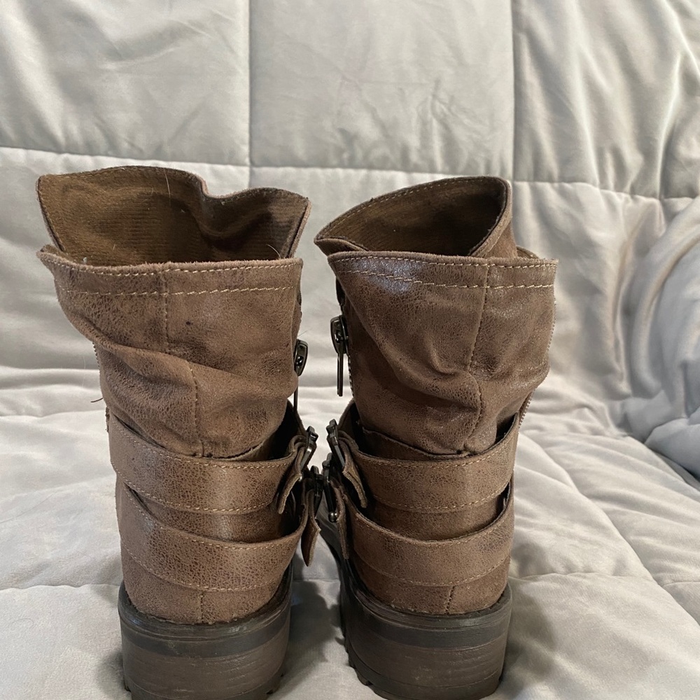 Carlos ankle boots
